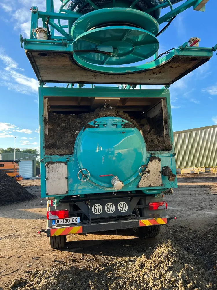 travaux speciaux camion